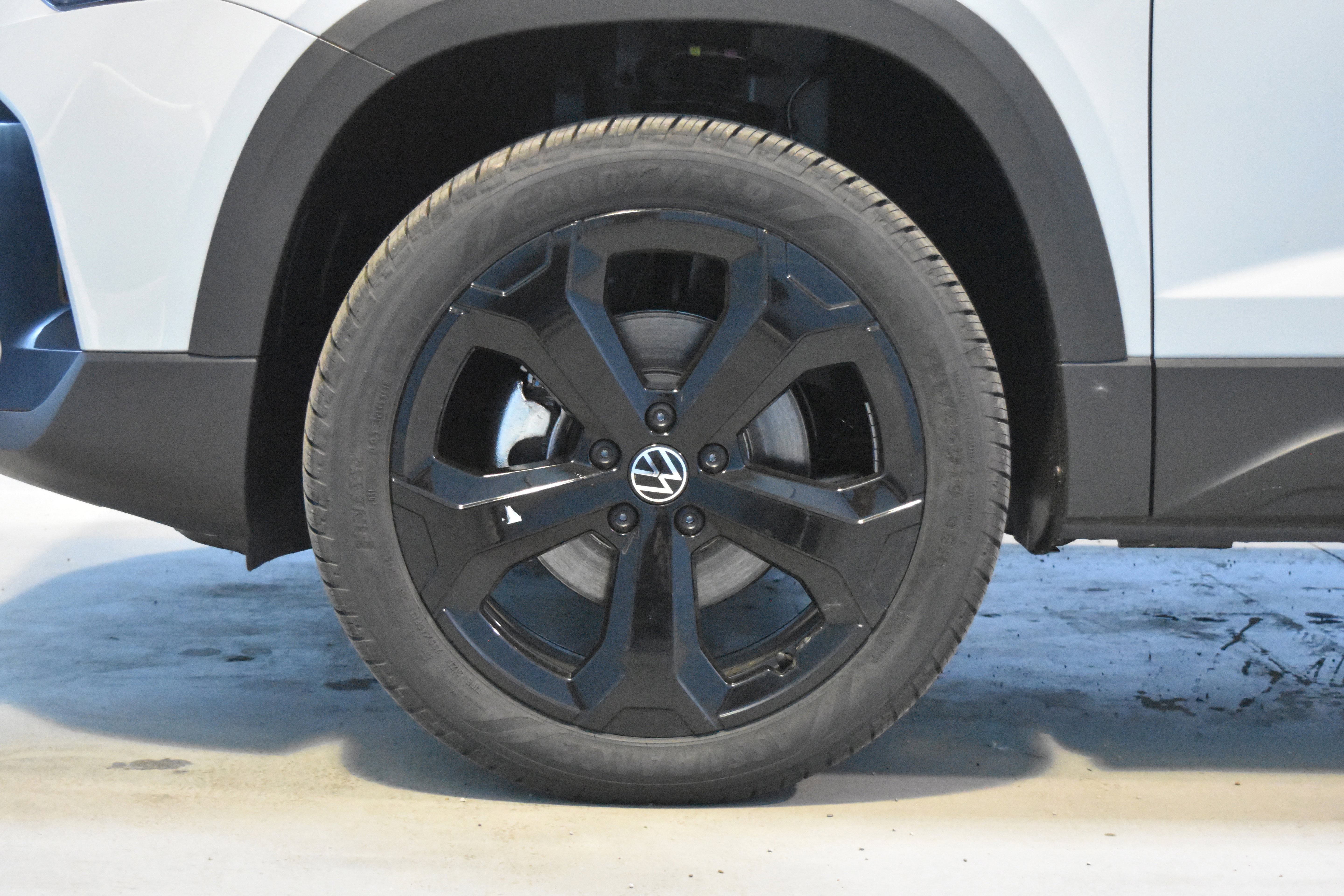 New 2026 Volkswagen Taos SEL AWD/4WD image 21