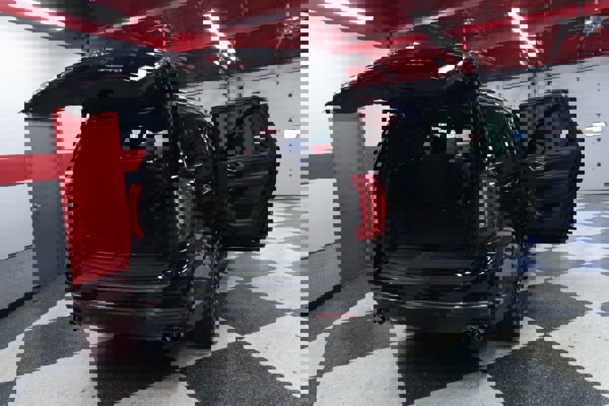 Used 2022 GMC Yukon AT4 image 26