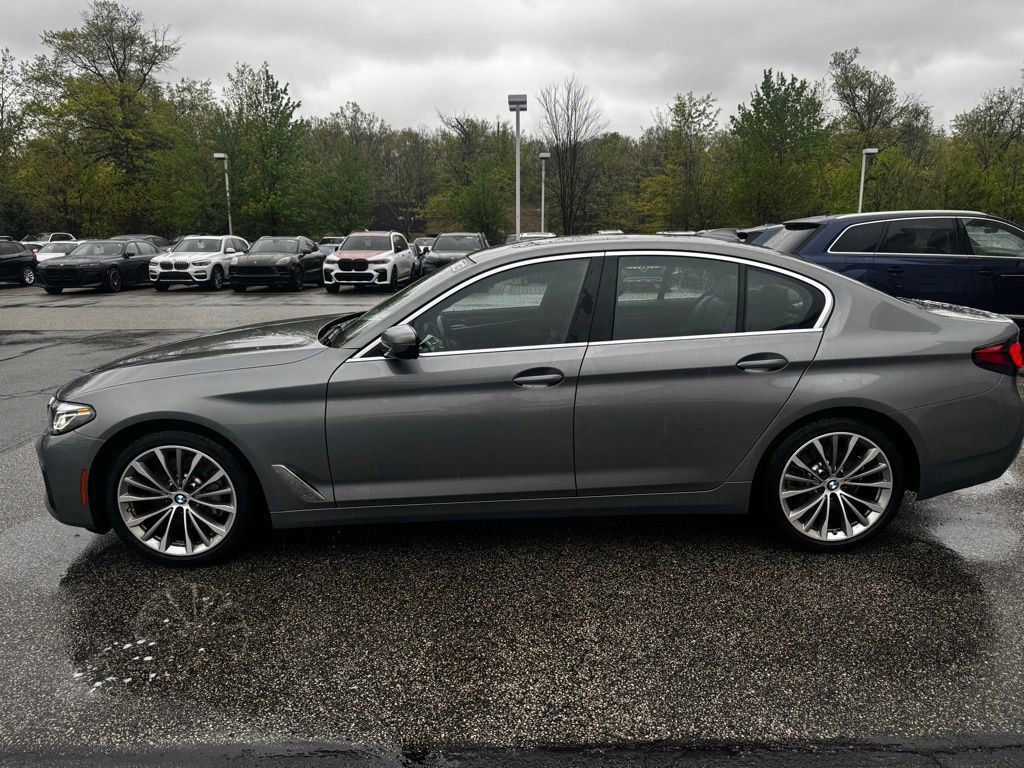Certified 2023 BMW 530i xDrive w/ Convenience Package AWD/4WD image 2