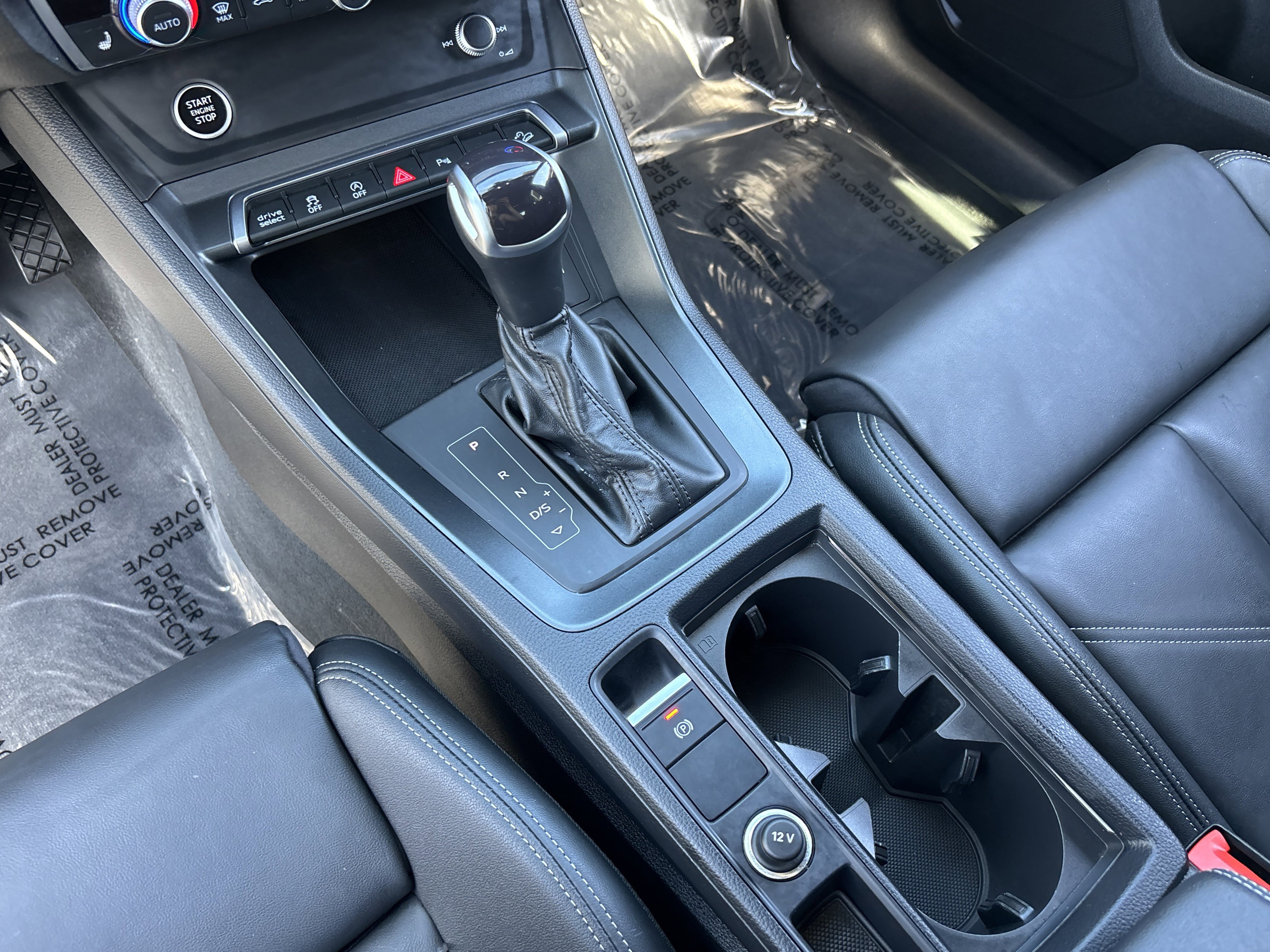 Used 2023 Audi Q3 2.0T Premium w/ Black Optic Sport Package image 25