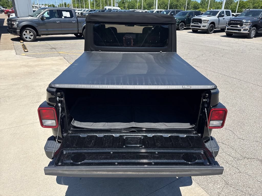Used 2024 Jeep Gladiator Sport AWD/4WD image 19