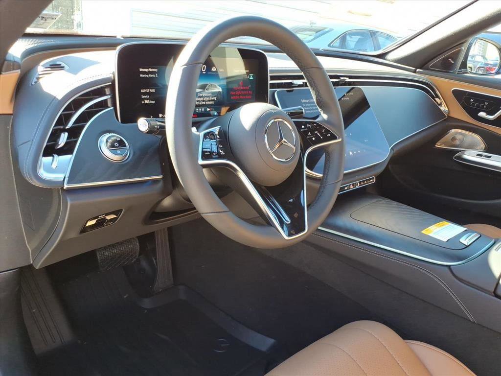 New 2026 Mercedes-Benz E 350 4MATIC Sedan image 8