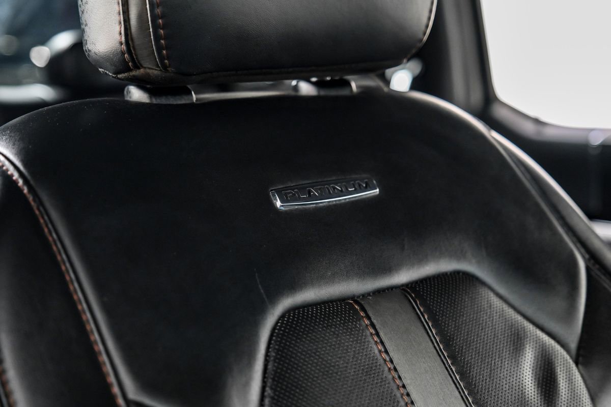 Used 2022 Ford F450 Platinum image 32