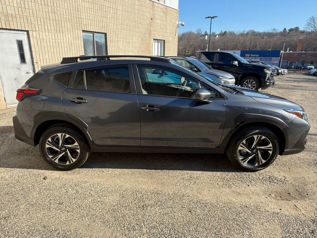 Used 2024 Subaru Crosstrek 2.0i Premium AWD/4WD image 7