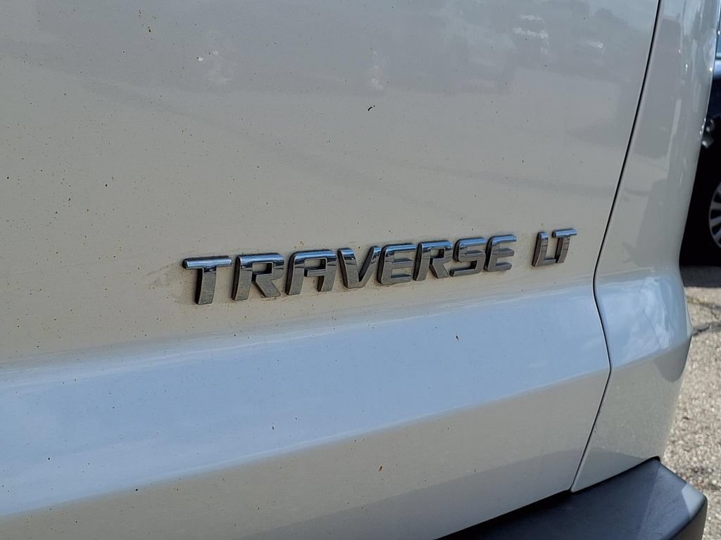 Used 2012 Chevrolet Traverse LT FWD image 7