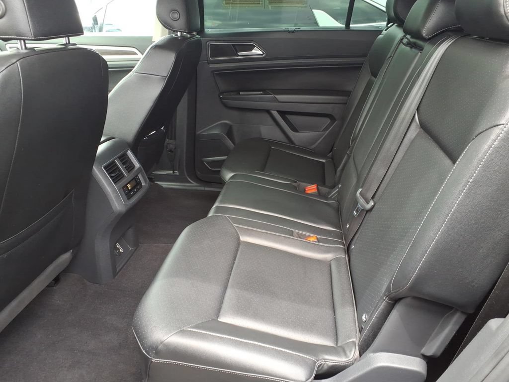 Used 2019 Volkswagen Atlas SE w/ Towing Package AWD/4WD image 13