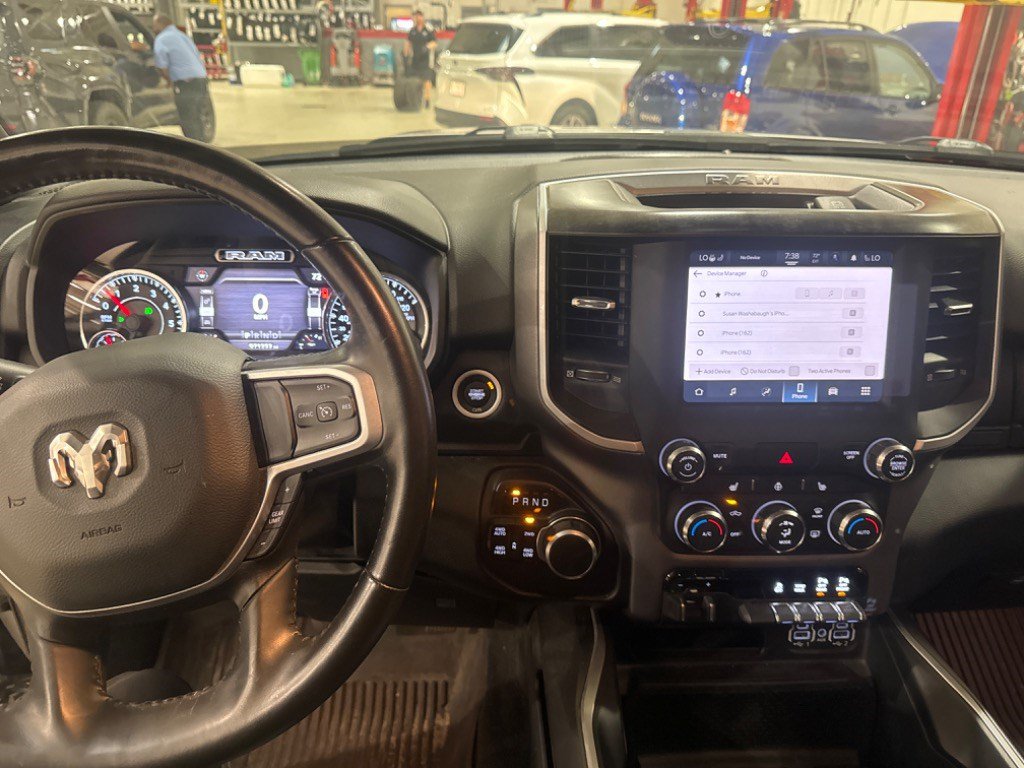 Used 2022 RAM 1500 Big Horn AWD/4WD image 2