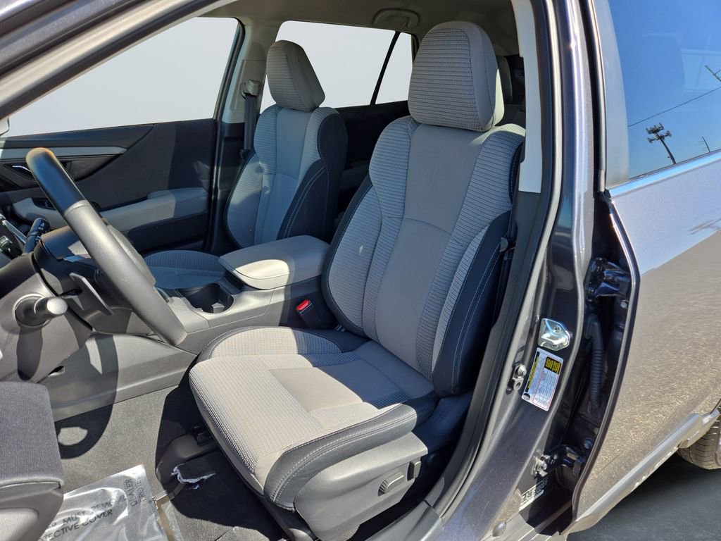 Certified 2025 Subaru Outback Premium AWD/4WD image 9