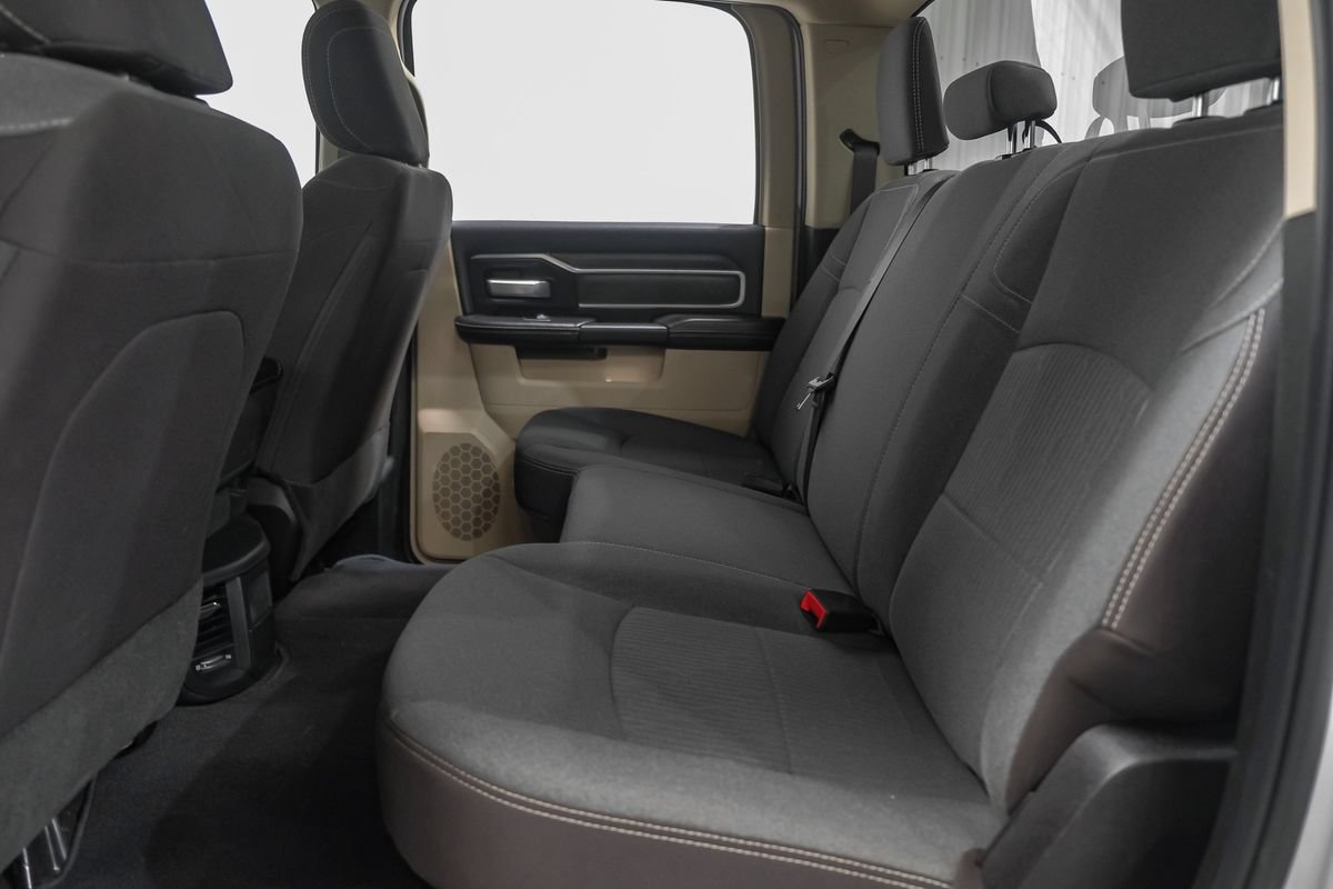 Used 2022 RAM 3500 Big Horn AWD/4WD image 38