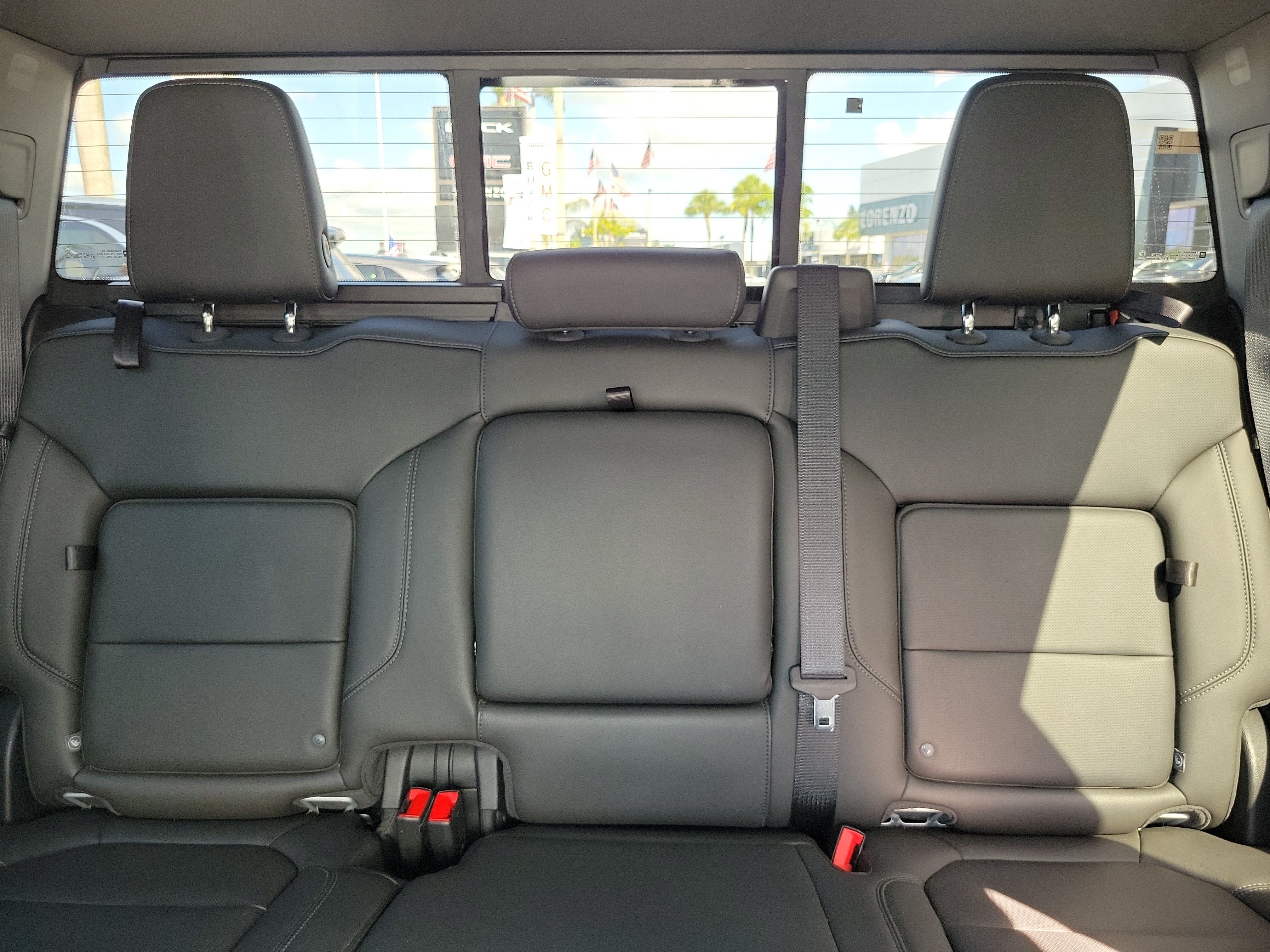 Used 2020 GMC Sierra 1500 SLT w/ SLT Premium Package RWD image 16