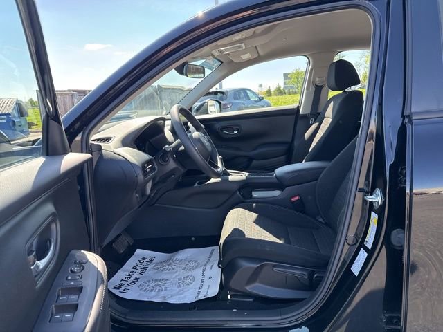 Certified 2023 Honda HR-V LX image 30