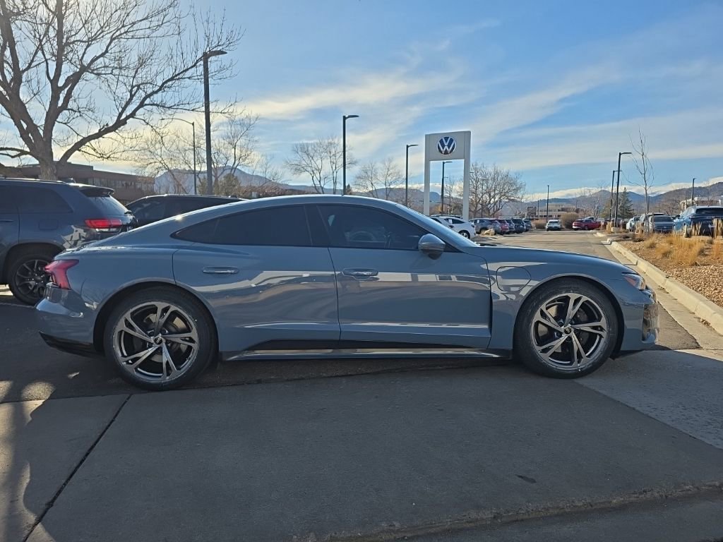 Used 2022 Audi e-tron GT Premium Plus image 6