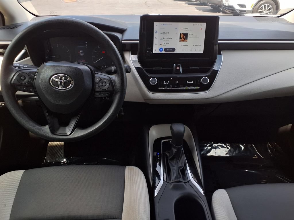 Used 2023 Toyota Corolla LE w/ Carpet Mat Package (TMS) FWD image 24