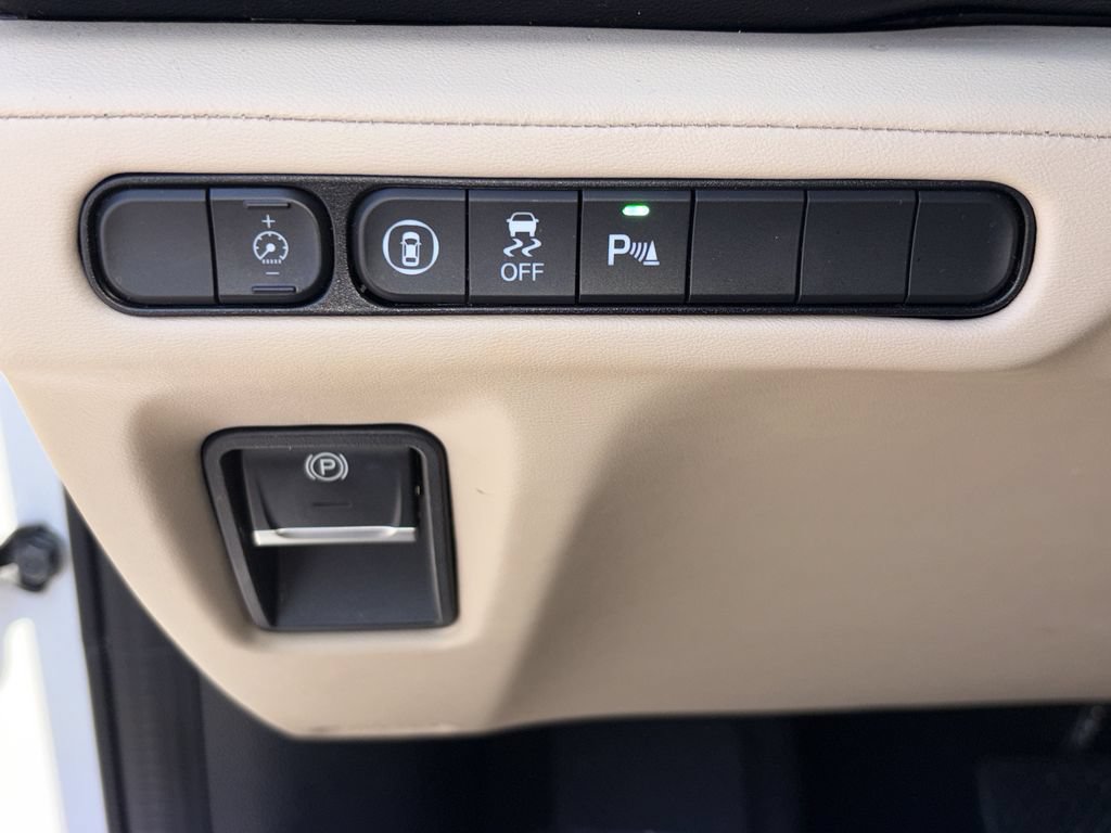 Used 2023 Acura MDX w/ Technology Package AWD/4WD image 24