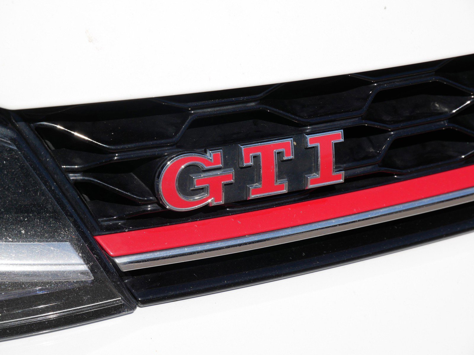 Used 2020 Volkswagen GTI S FWD image 10