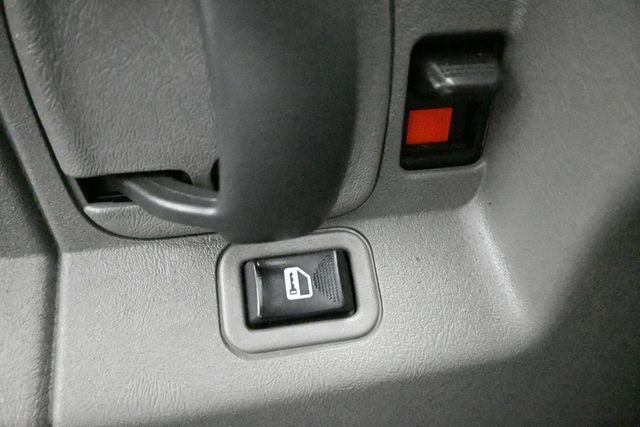 Used 2021 GMC Savana 2500 Extended RWD image 16