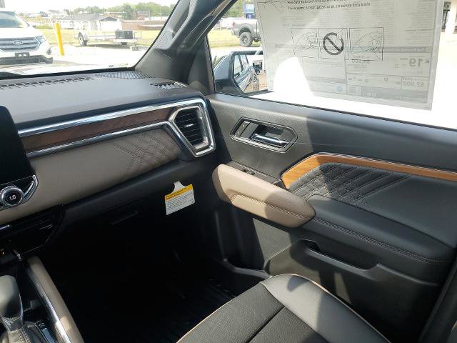 New 2026 GMC Canyon Denali image 11