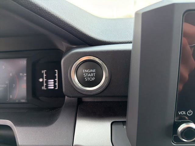 Used 2025 Toyota 4Runner SR5 RWD image 23