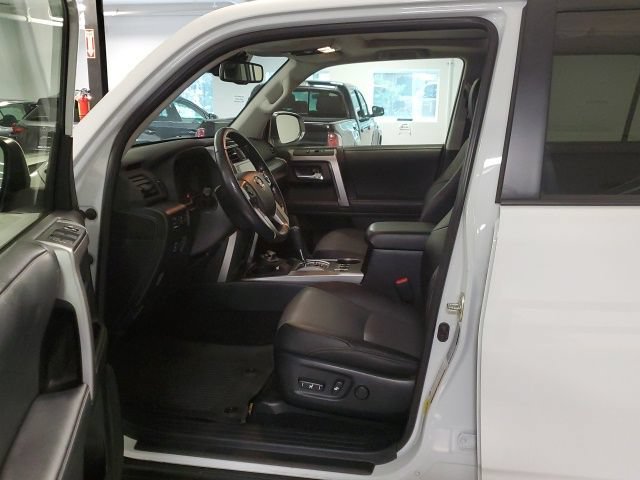 Used 2024 Toyota 4Runner SR5 Premium w/ Moonroof Package AWD/4WD image 20