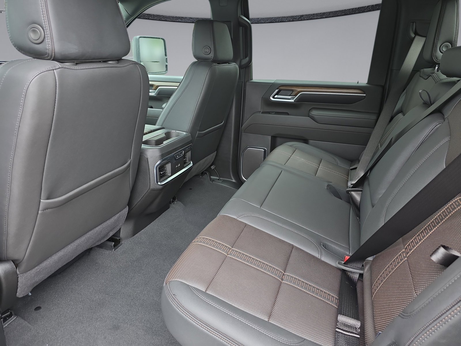 Certified 2025 Chevrolet Silverado 3500 High Country w/ High Country Premium Package AWD/4WD image 33