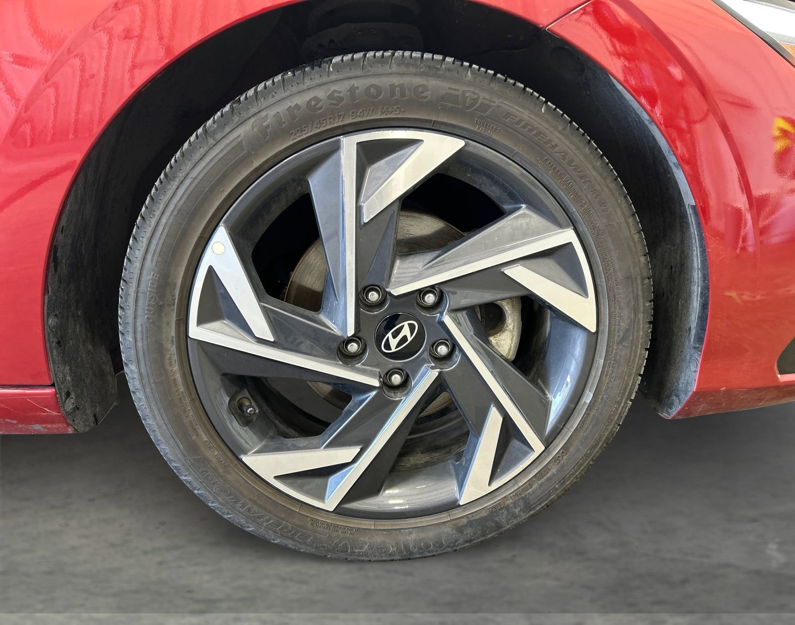 Used 2024 Hyundai Elantra Limited image 24