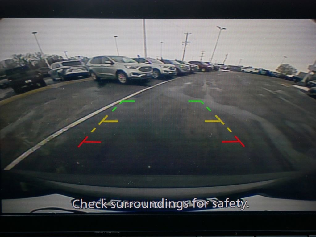 Used 2023 Nissan Rogue SV image 23