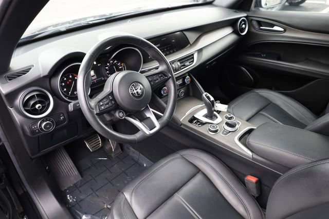 Used 2023 Alfa Romeo Stelvio Ti w/ Active Assist Plus Package image 10