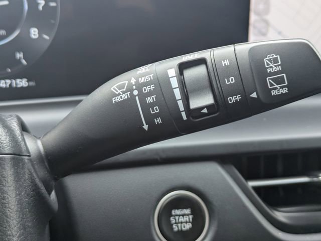 Used 2024 Kia Seltos EX FWD image 28