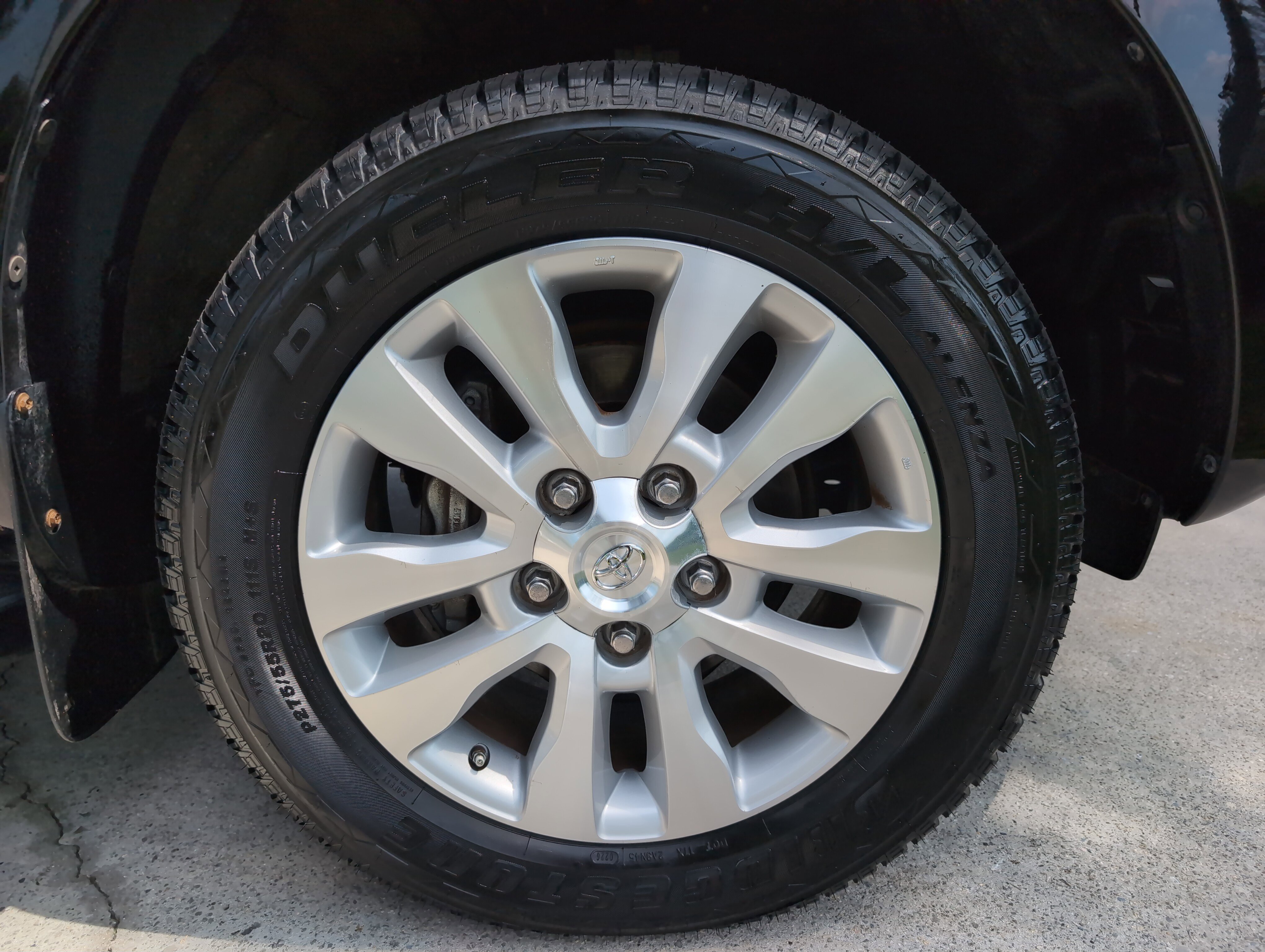 Used 2020 Toyota Sequoia Platinum AWD/4WD image 13