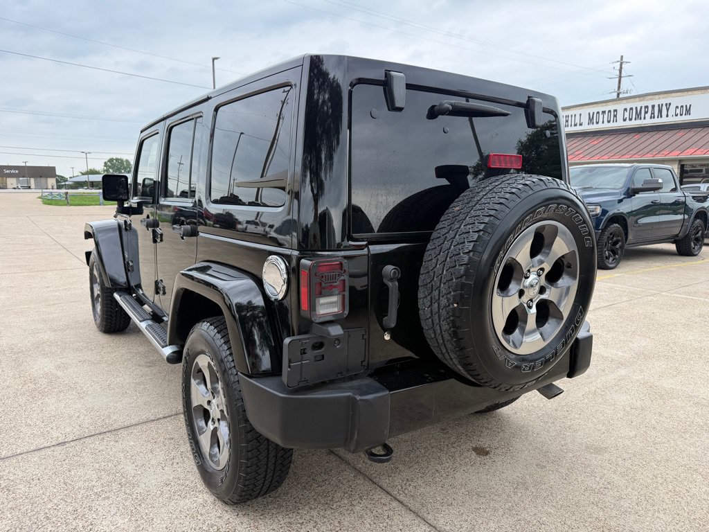 Used 2017 Jeep Wrangler Unlimited Sahara w/ Mopar Chrome Edition Group AWD/4WD image 5
