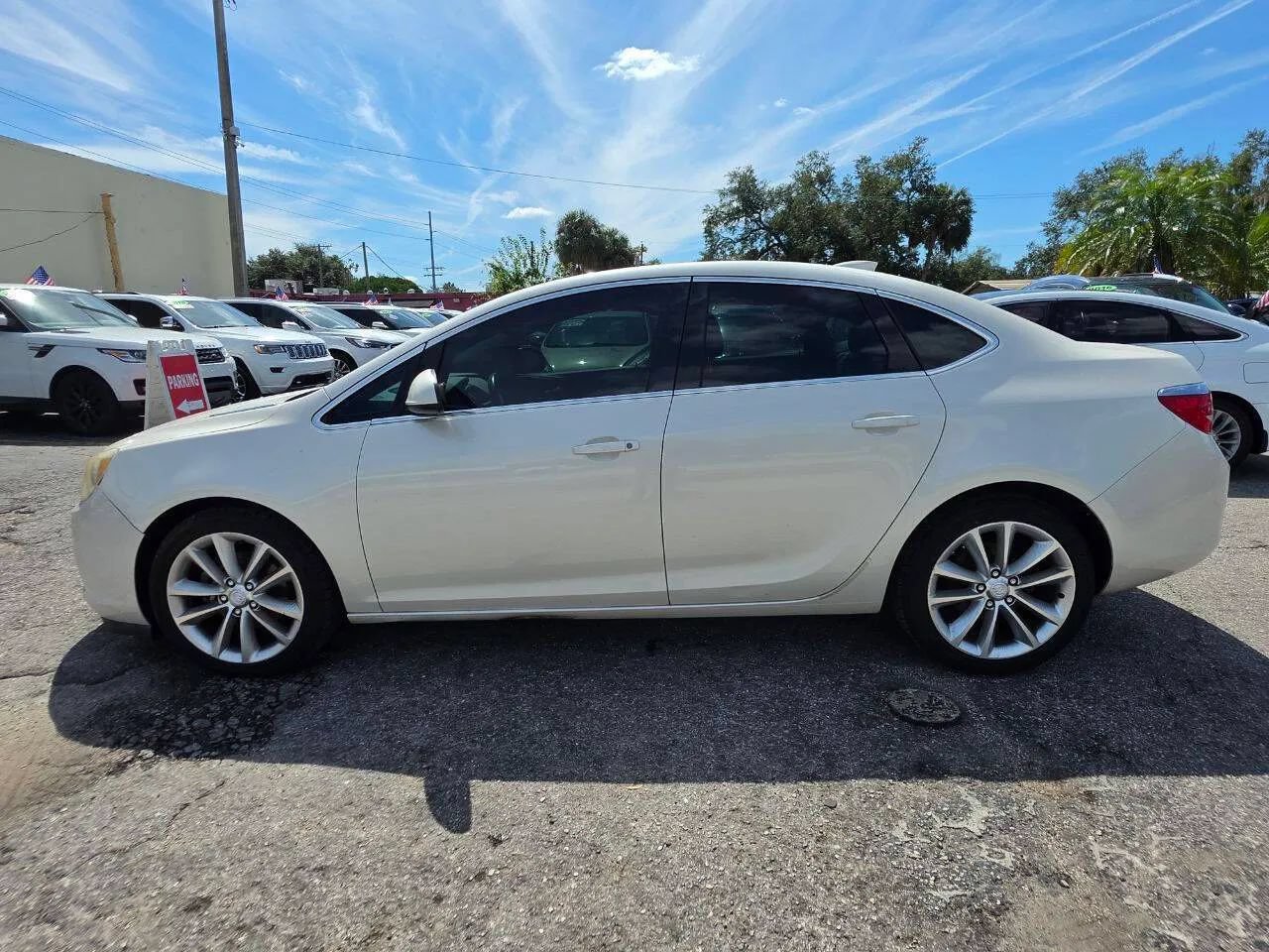 Used 2015 Buick Verano FWD image 5