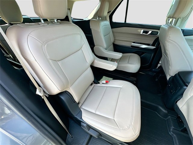Used 2023 Ford Explorer XLT w/ Equipment Group 202A image 26