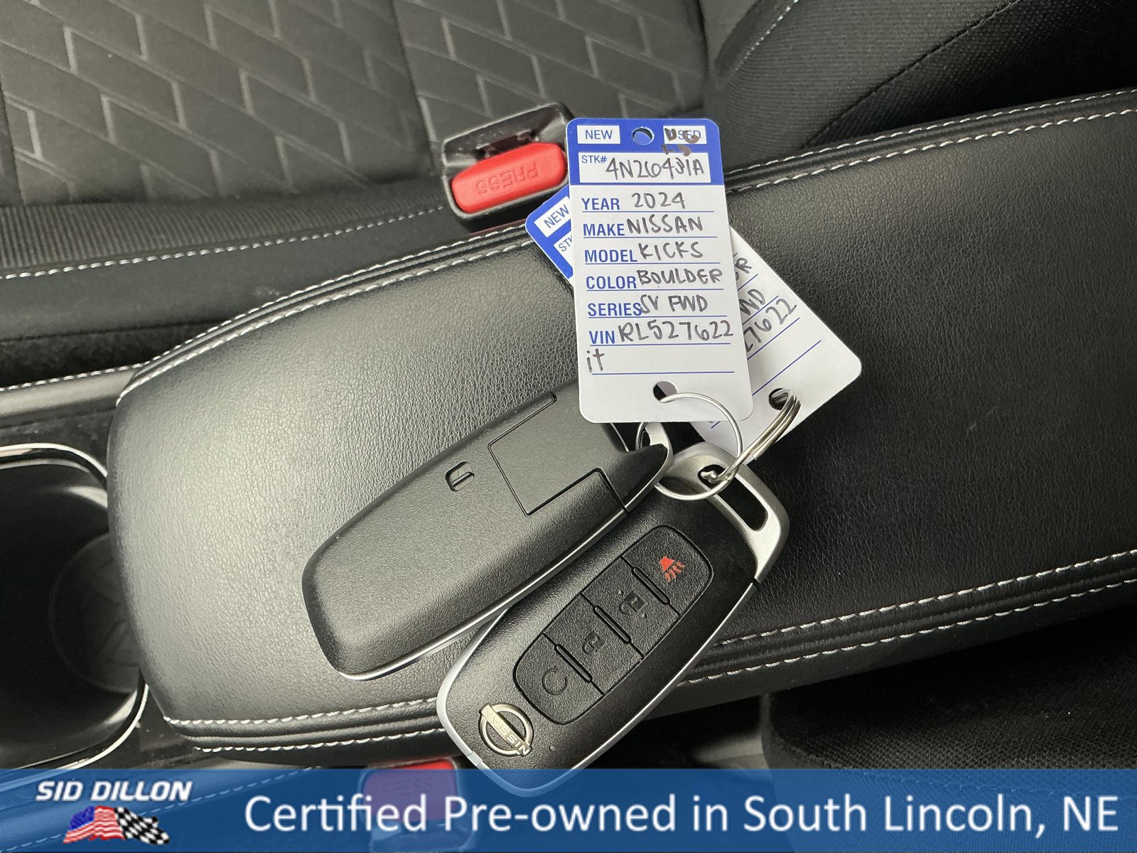 Used 2024 Nissan Kicks SV image 8