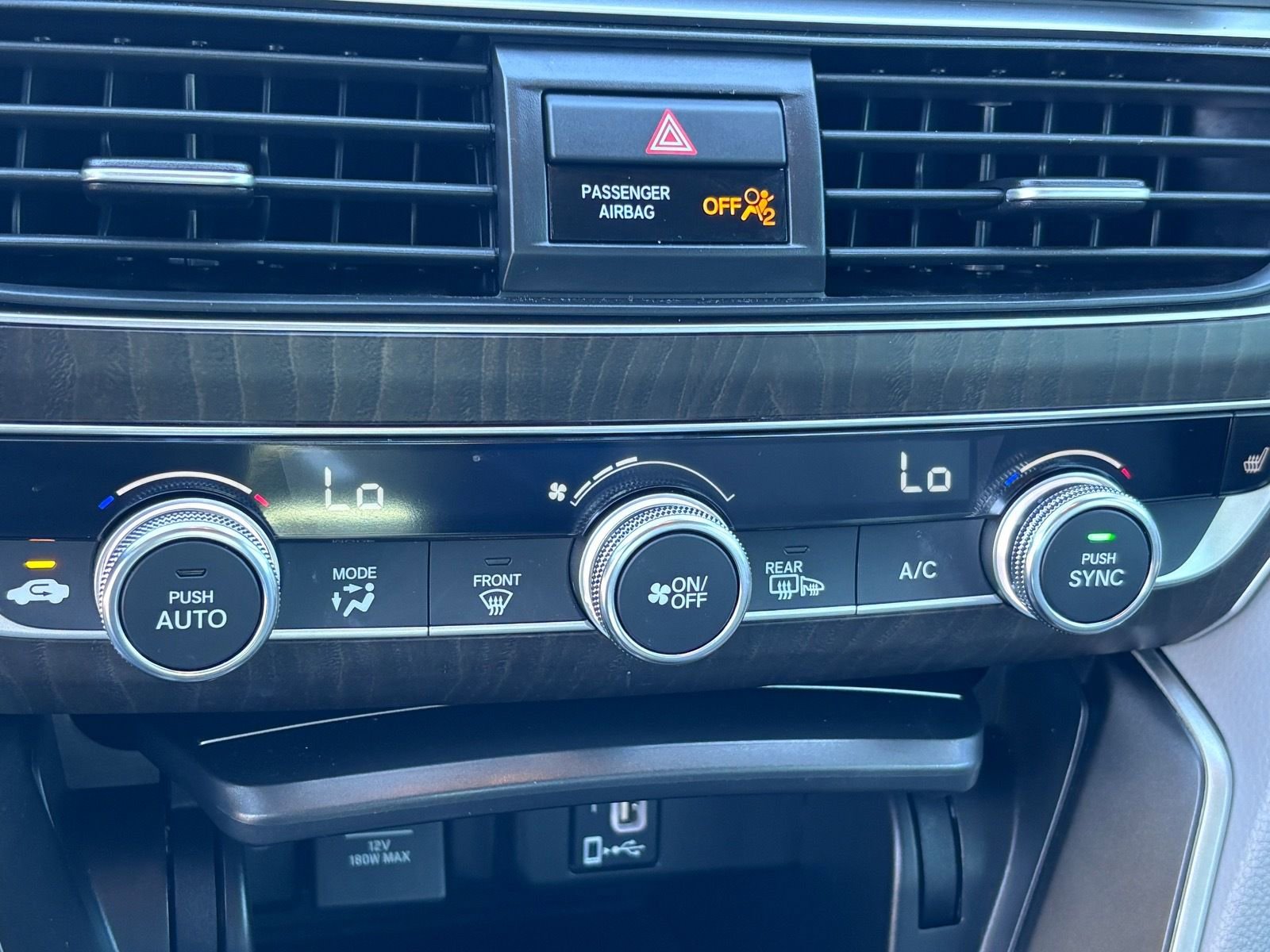 Certified 2018 Honda Accord EX image 31