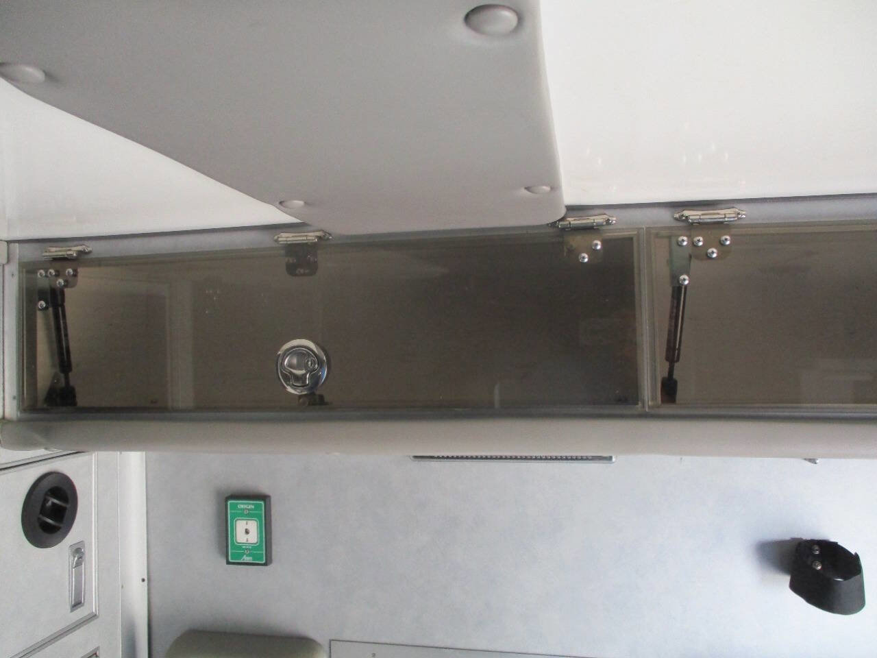 Used 2009 Chevrolet Kodiak C4500 2WD Regular Cab image 30