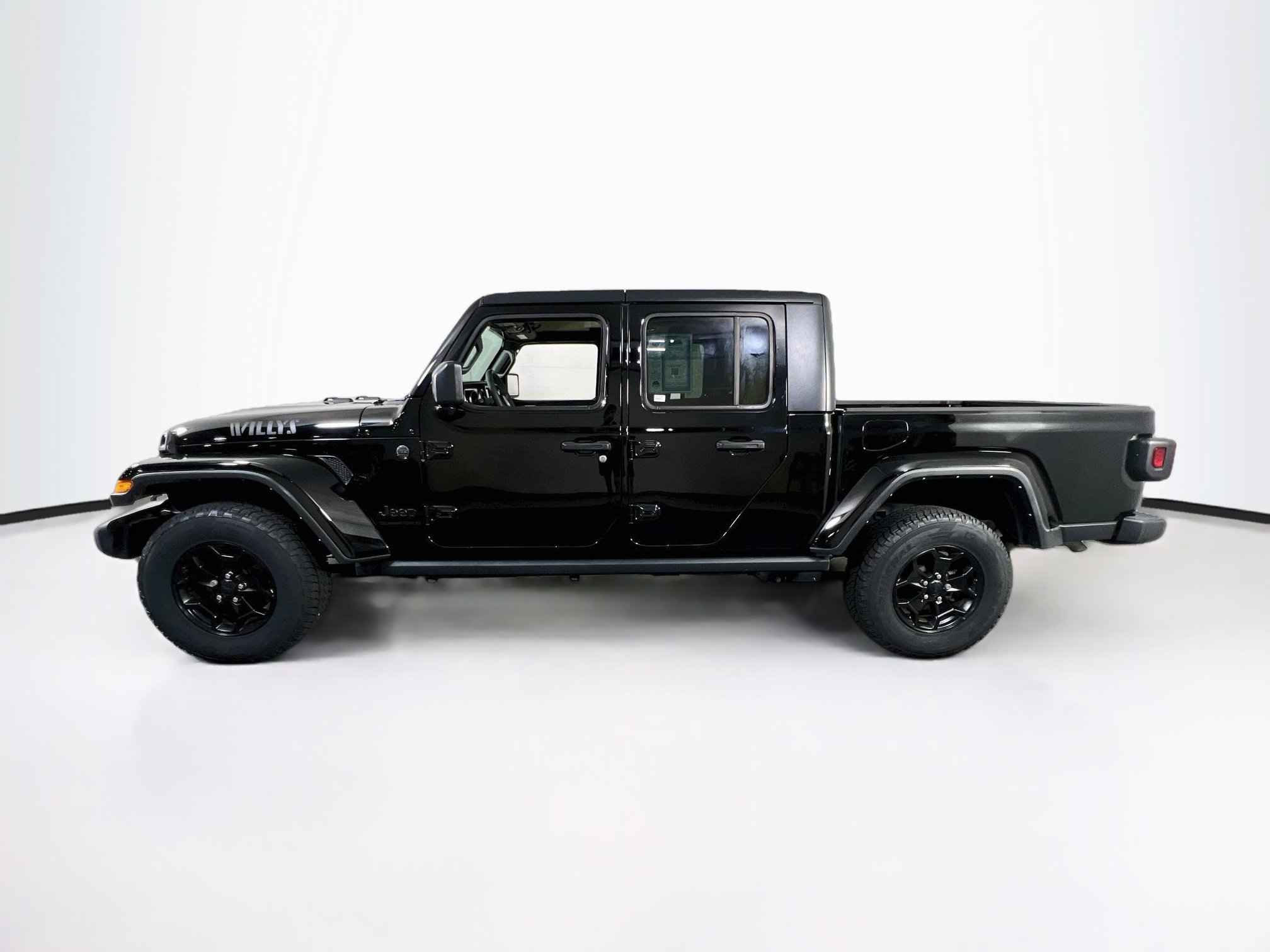 Used 2023 Jeep Gladiator Sport AWD/4WD image 8