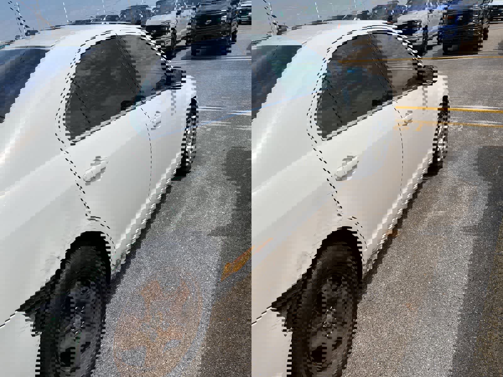 Used 2011 Ford Fusion SE FWD image 15