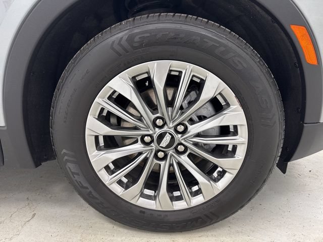 Used 2024 Cadillac XT4 Premium Luxury FWD image 30