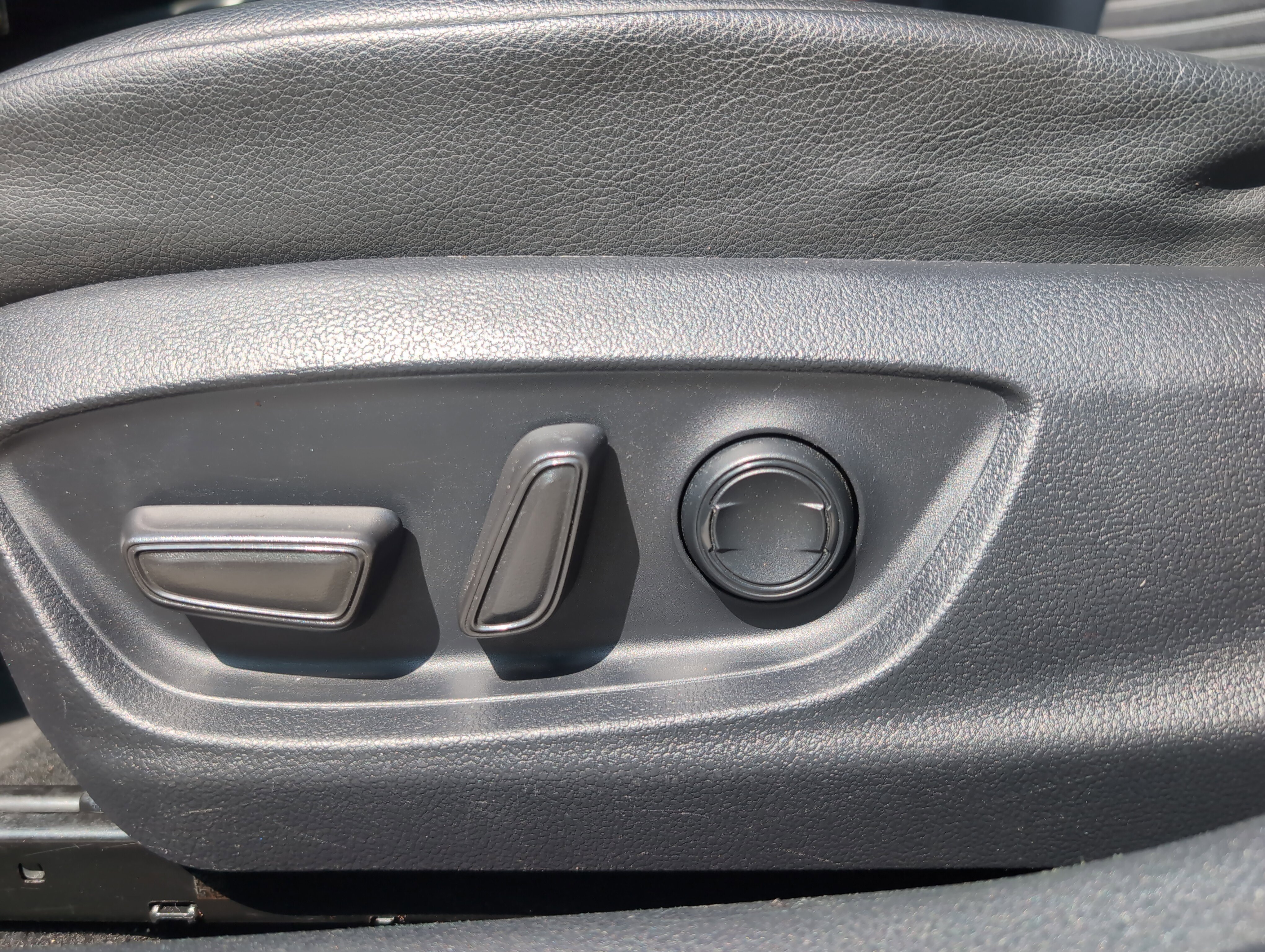 Certified 2022 Toyota Camry SE FWD image 17