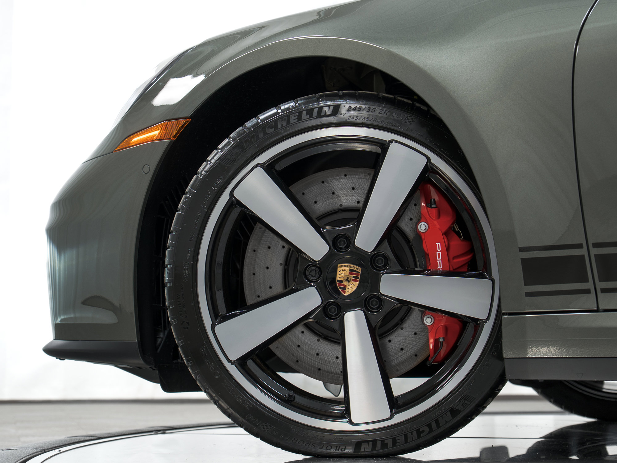 New 2026 Porsche 911 Carrera 4S image 37