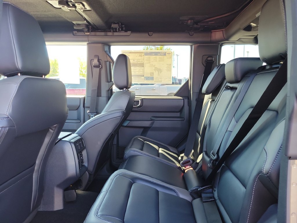 New 2026 Ford Bronco Outer Banks AWD/4WD image 14