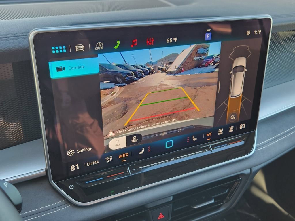 New 2026 Volkswagen Tiguan SE AWD/4WD image 8