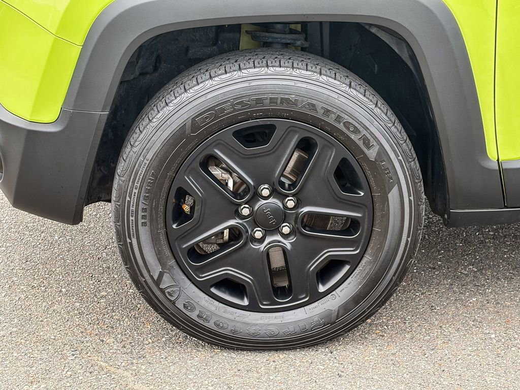 Used 2018 Jeep Renegade Trailhawk image 15