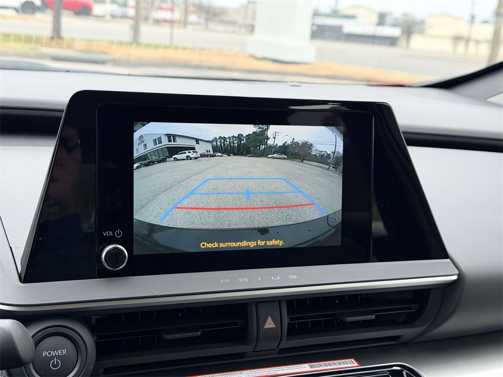 Used 2026 Toyota Prius LE image 4