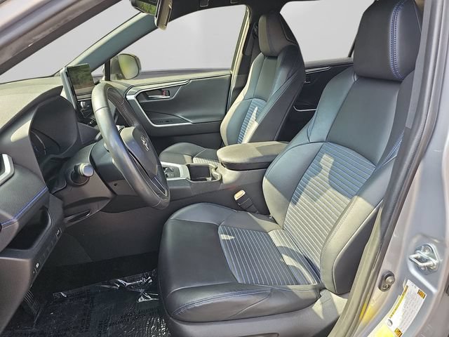 Used 2023 Toyota RAV4 XSE AWD/4WD image 18