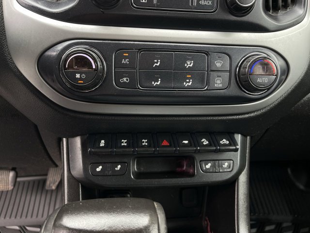 Used 2020 Chevrolet Colorado ZR2 AWD/4WD image 18