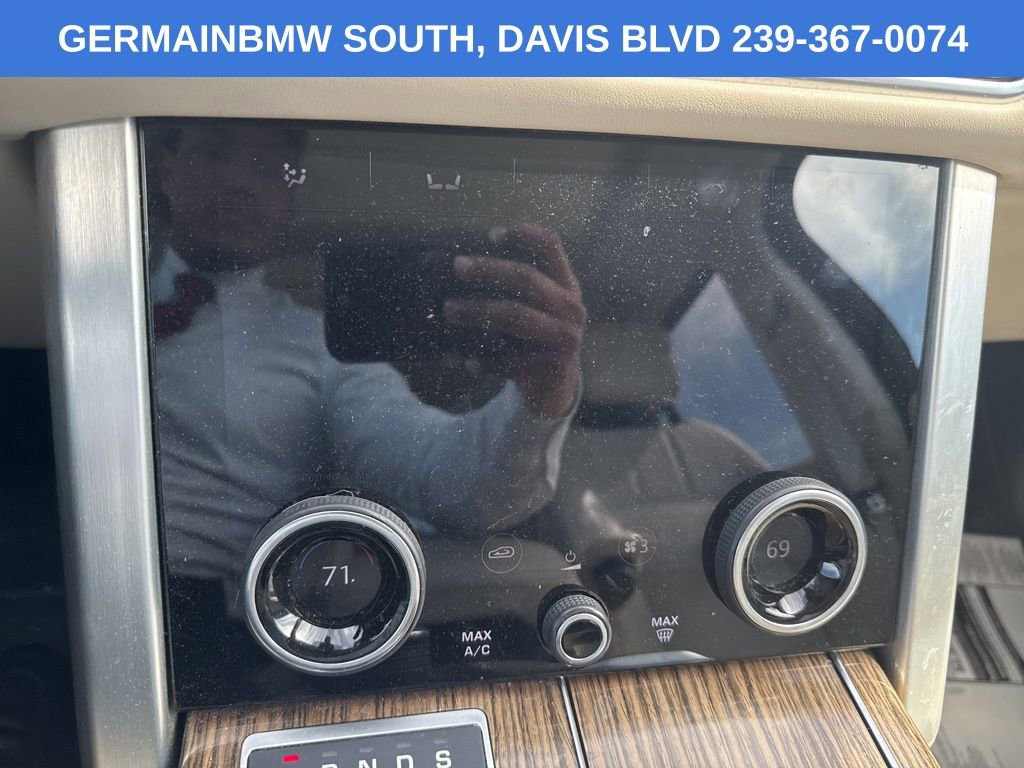 Used 2019 Land Rover Range Rover HSE image 34