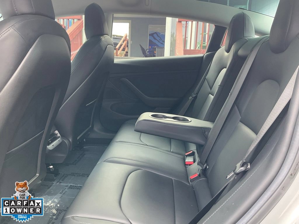 Used 2018 Tesla Model 3 Long Range RWD image 32