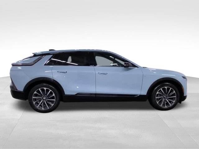 New 2025 Cadillac Lyriq Sport AWD/4WD image 9