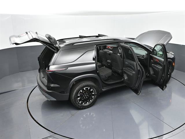 Used 2024 Chevrolet Traverse Z71 w/ Enhanced Driving Package AWD/4WD image 50